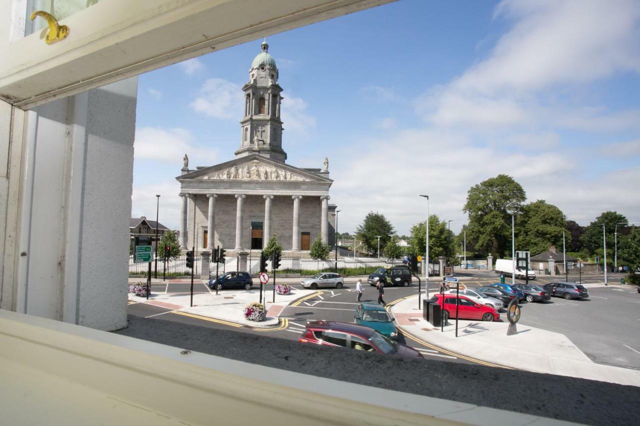 Cathedral View Apartments Longford Exterior foto