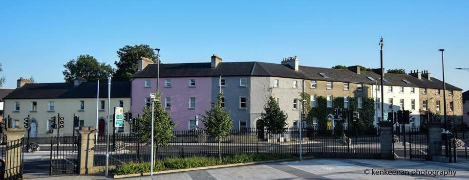 Cathedral View Apartments Longford Exterior foto